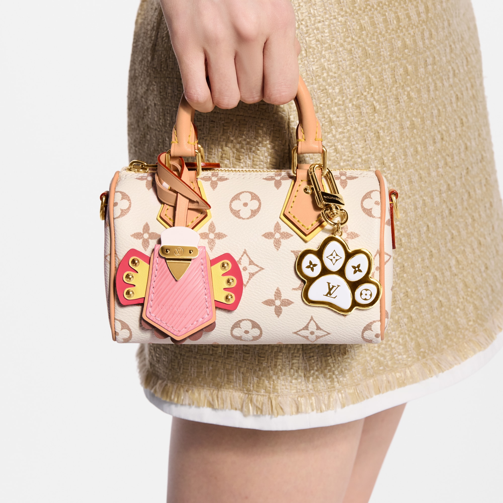 ルイヴィトン　キーリングそら豆 LV Paw Bag Charm S00 - Accessories M04191 | LOUIS VUITTON